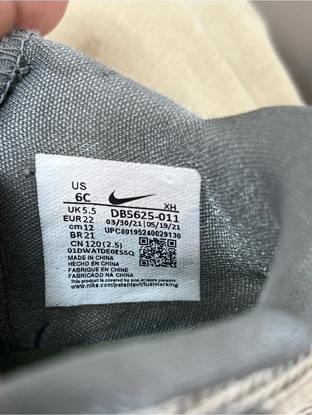 Nike Kids Gray and Black Mesh Sneakers with Hippo Strap
